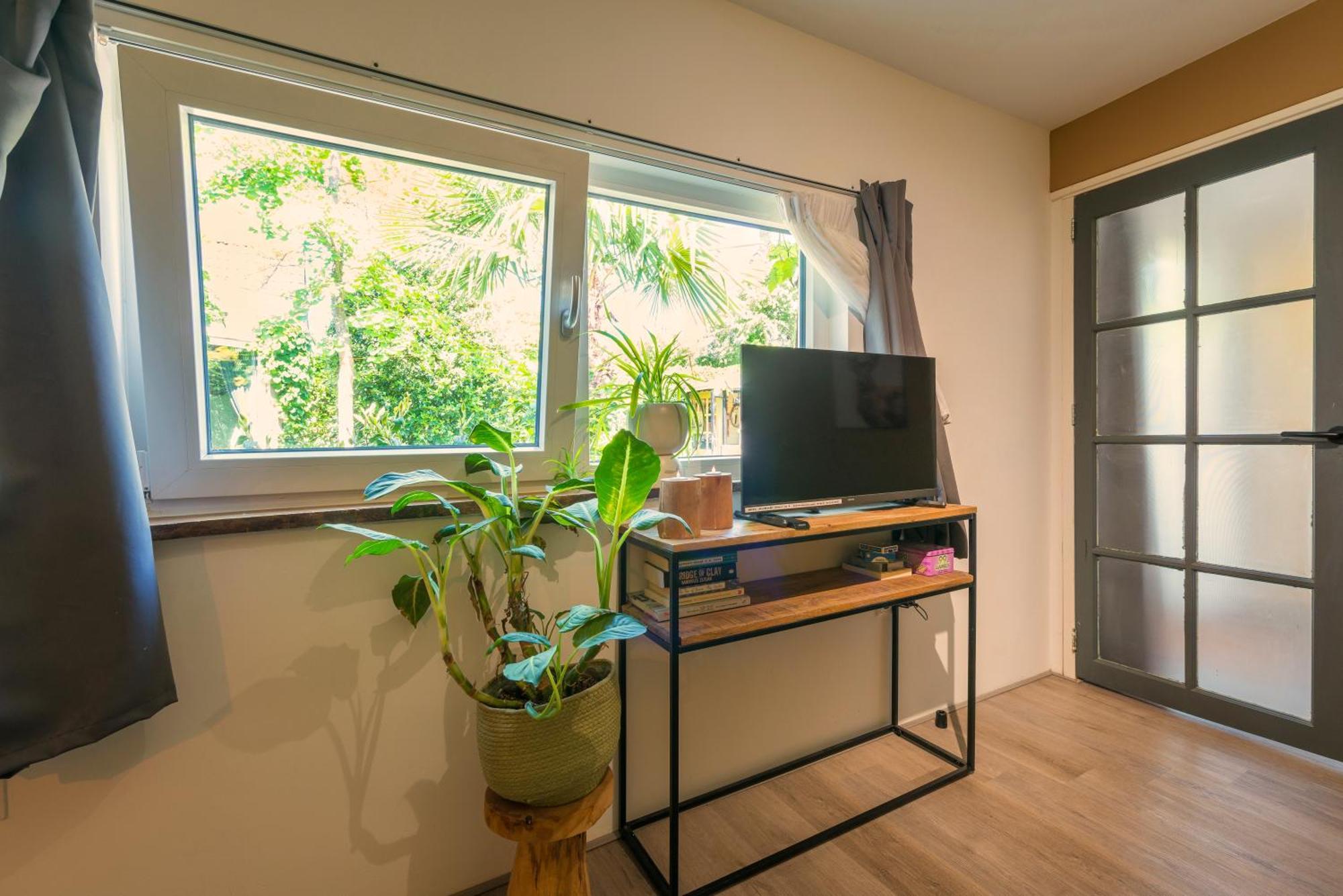 Tiny House - Leenfietsen, Eigen Keuken En Badkamer Nijmegen Dış mekan fotoğraf